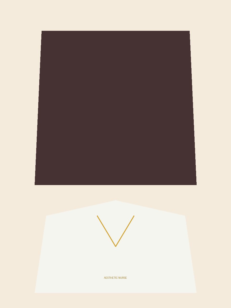 Senior aesthetic nurse, Dr. Aida clinic